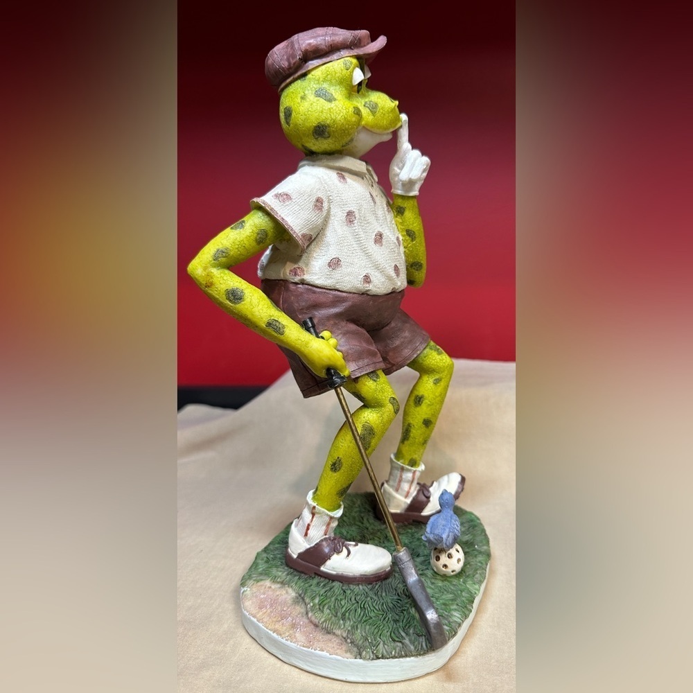Mr Frog Goes Golfing Resin Figurine Statue Approximately 5.25”x4.25”x10” Birdie - Picture 8 of 15